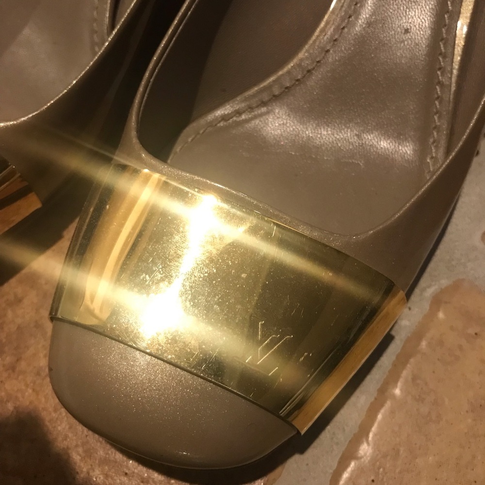 Louis Vuitton Vintage Heels - Picture 3 of 6